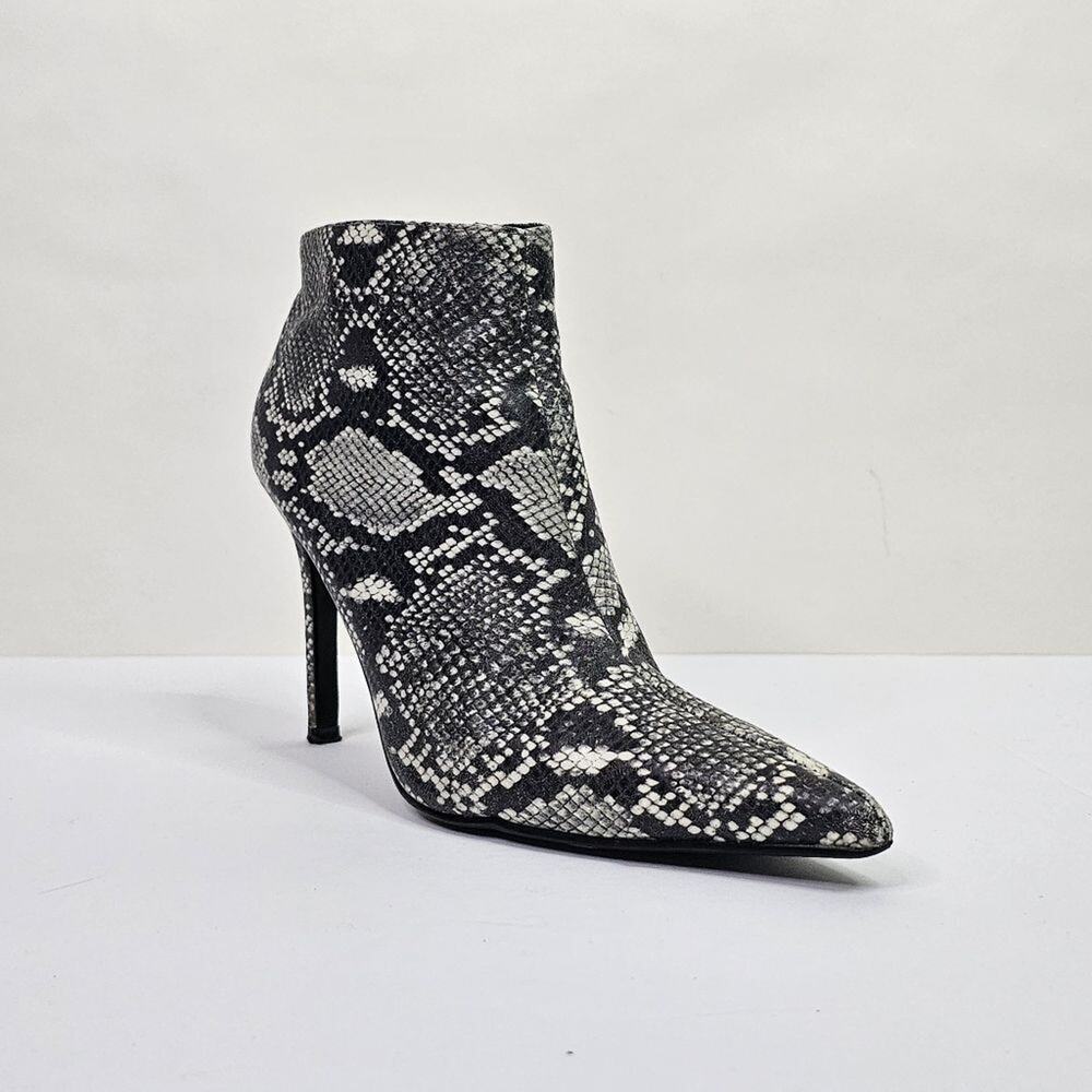 Pre-Loved Colin Stuart Python Print Leather Pointed-Toe Booties - Picture 7 of 10